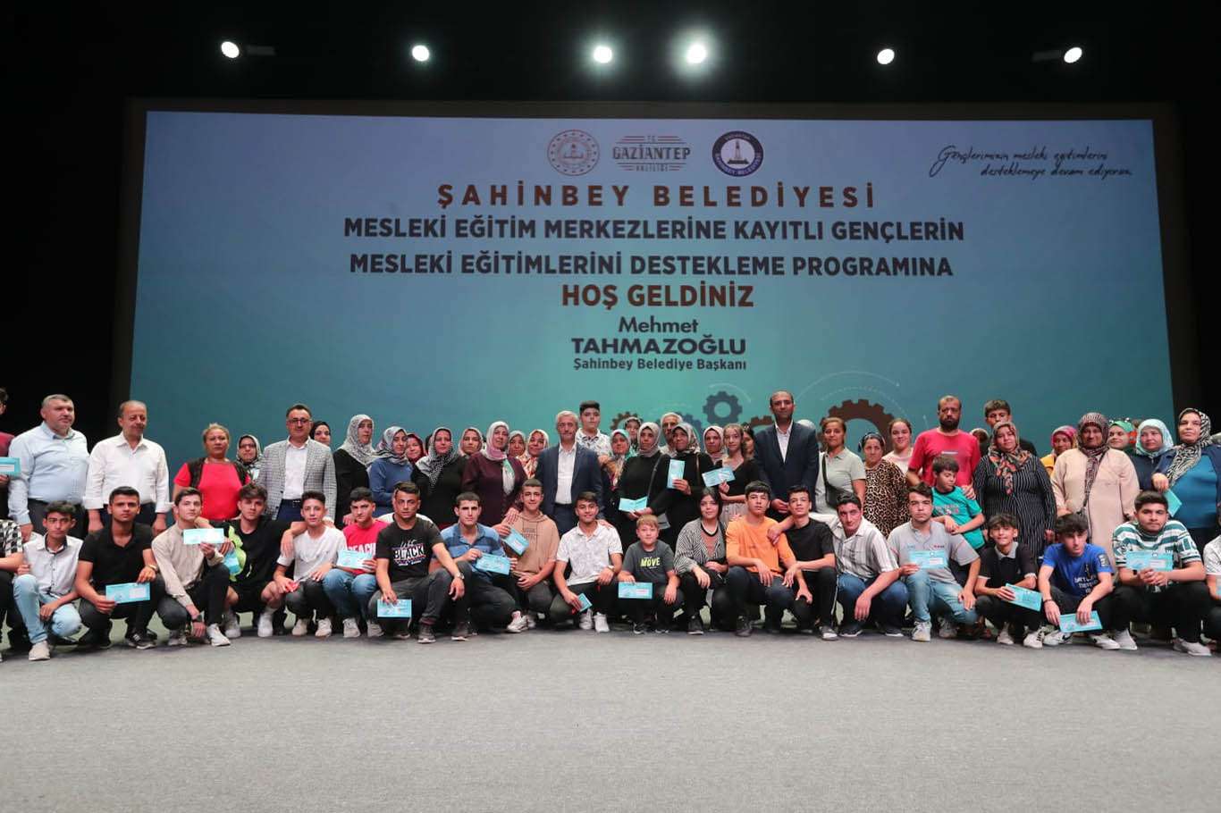 Gaziantep'te mesleki eğitim merkezleri öğrencilerin aylık ödemelerine başladı Gaziantep'te mesleki eğitim merkezleri öğrencilerin aylık ödemelerine başladı